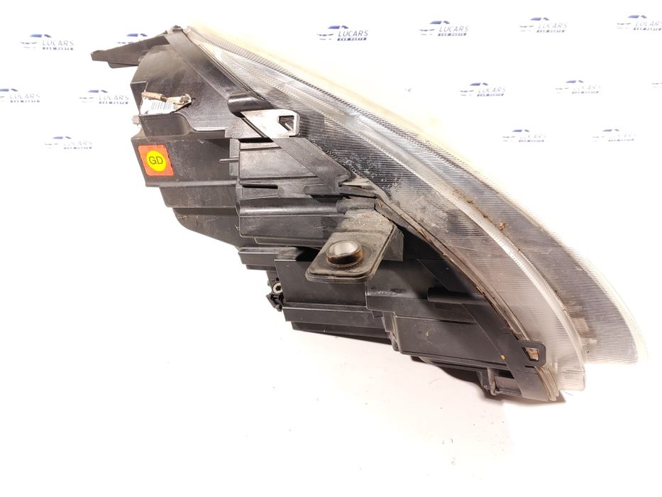 Lampa lewa przód przednia UK Alfa Romeo Giulietta