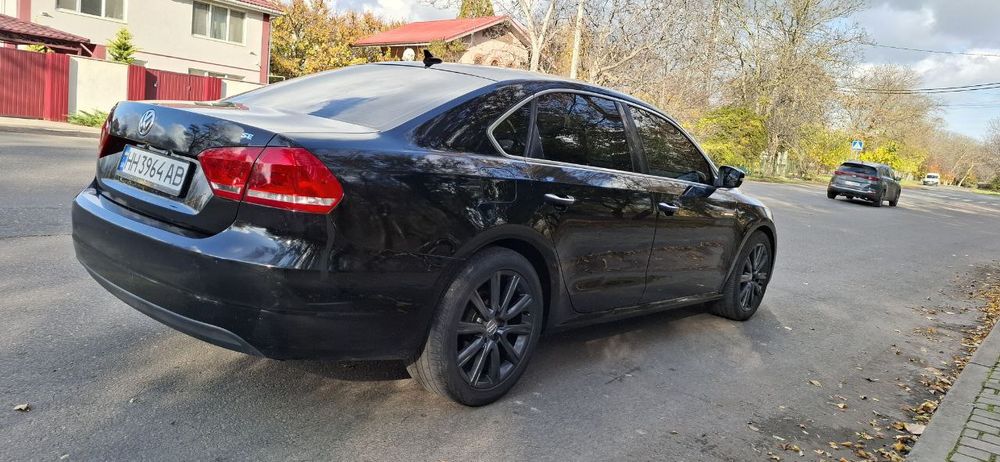 Продам пассат В7 2.5 бензин