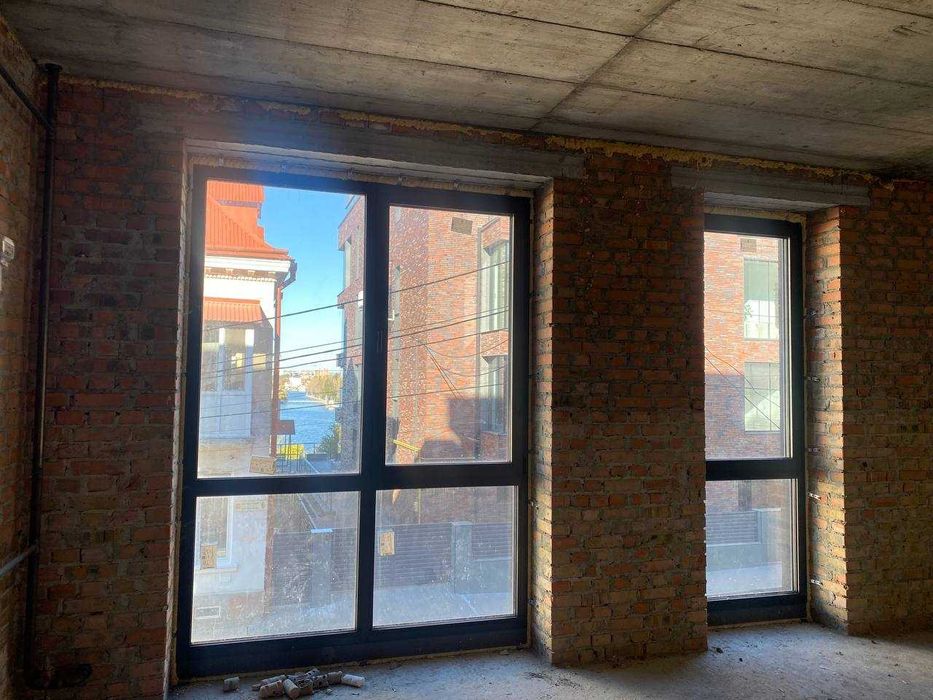 Продаж квартири вул. Над Ставом 158 400$