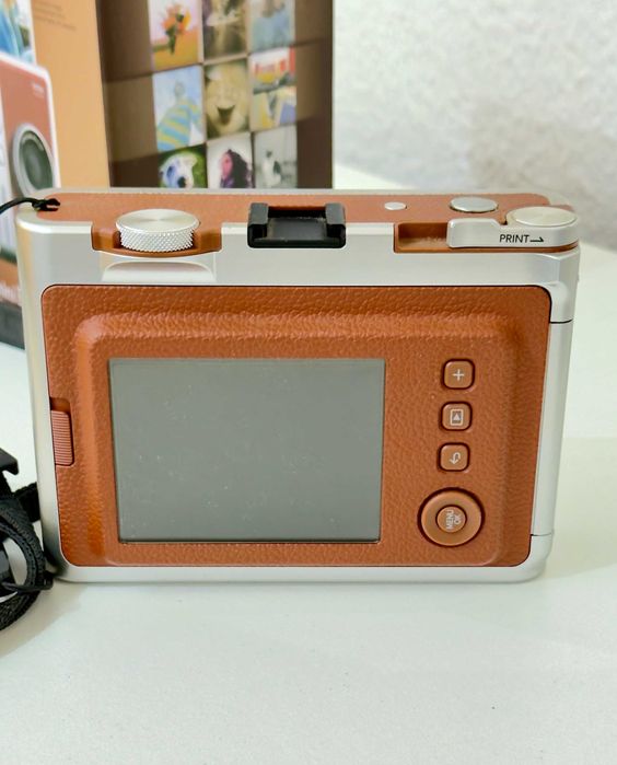 Máquina Fotográfica Fujifilm Instax Mini evo