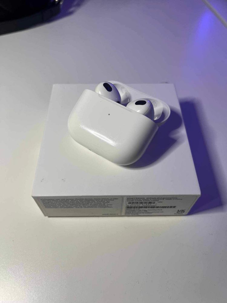 Apple AirPods 3 oryginalne JAK NOWE!