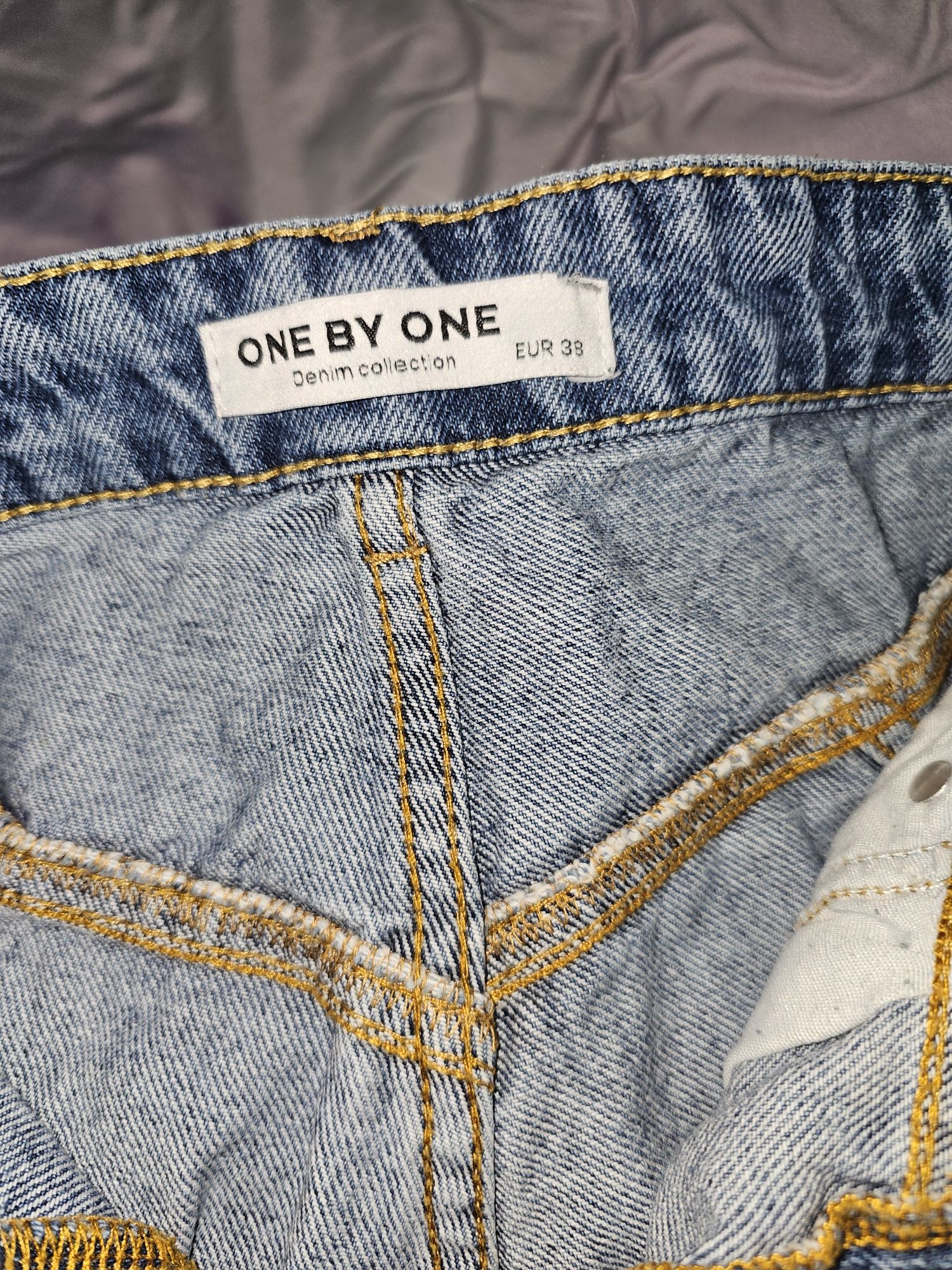 Продам джинсы  One by One