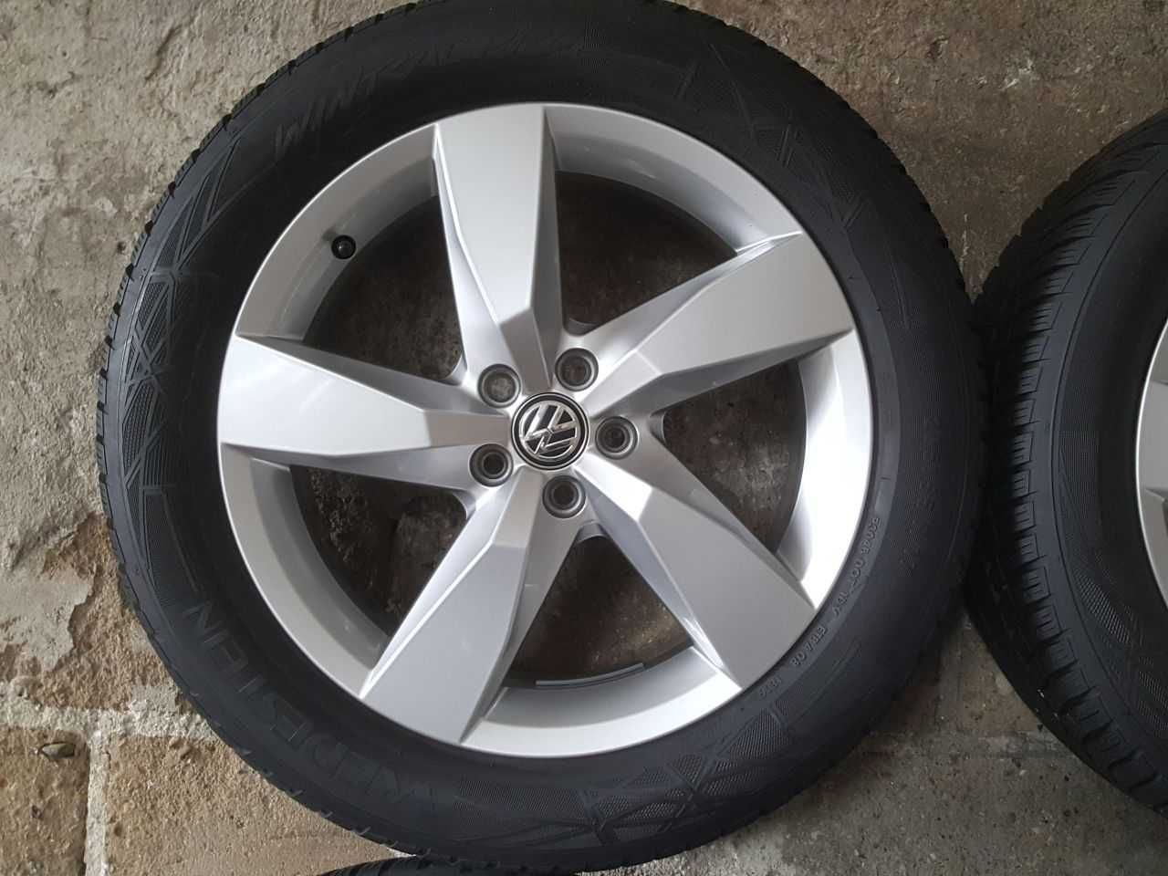 Felgi aluminiowe VW R17 5x100 opony zimowe 205/55R17 7,5mm 2019r