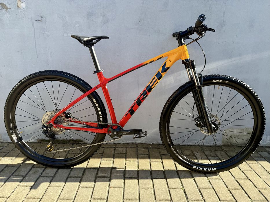 TREK Marlin 7 Rozmiar M/L Koła 29” Shimano Deore Hydraulika Rockshox