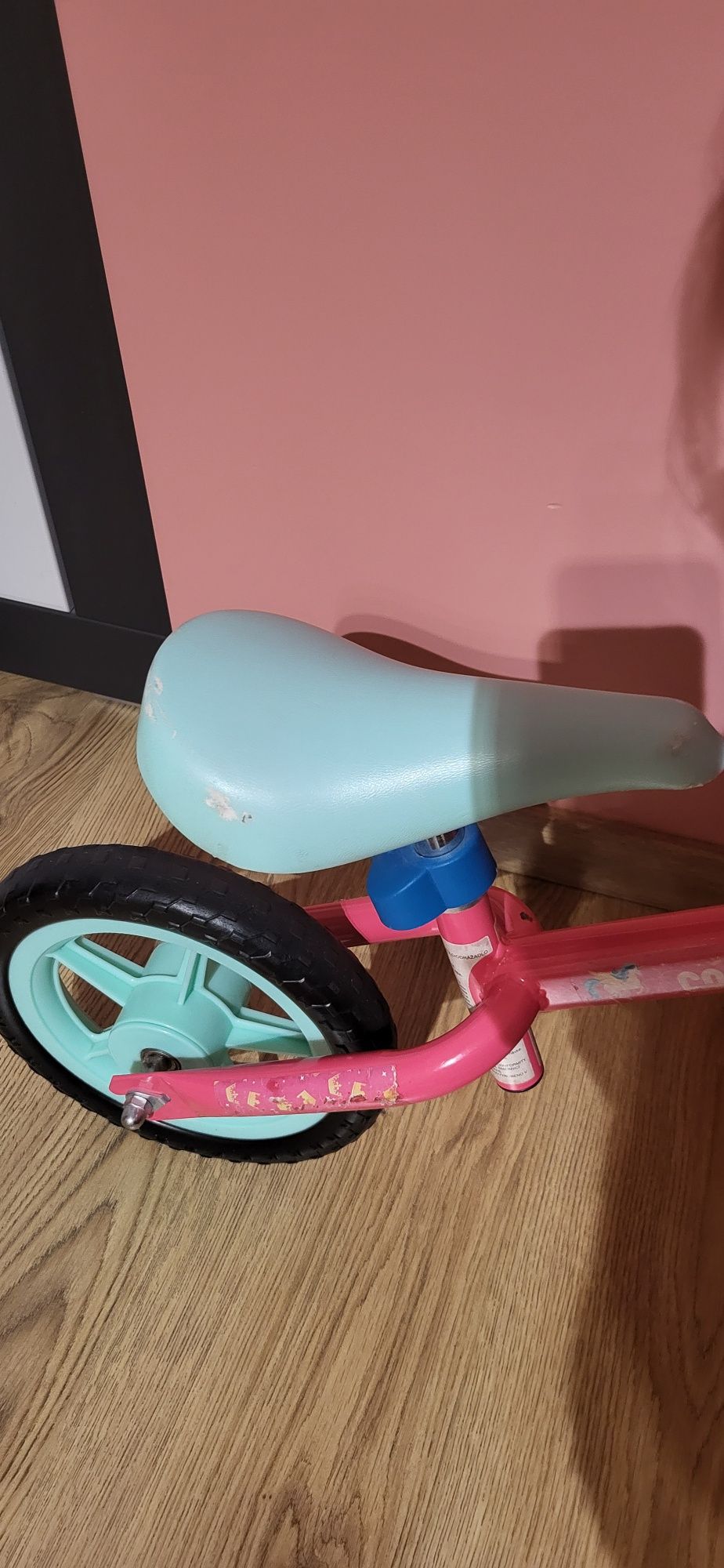 Rowerek biegowy różowo-miętowy