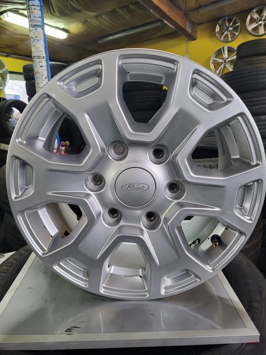 Felgi Aluminiowe 6x139,7 7.0Jx16 ET55 Ford RANGER