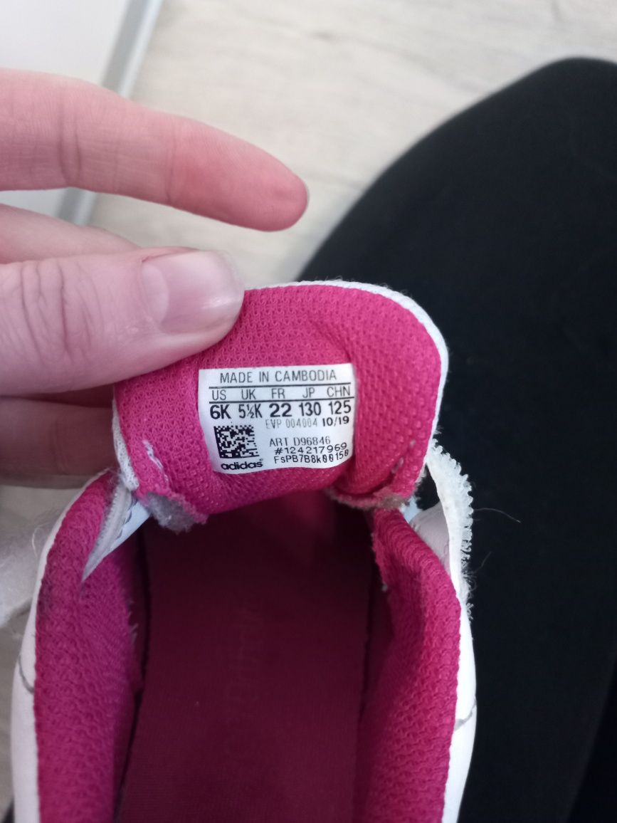 Buty Adidaski adidas r.22 dla dziewczynki