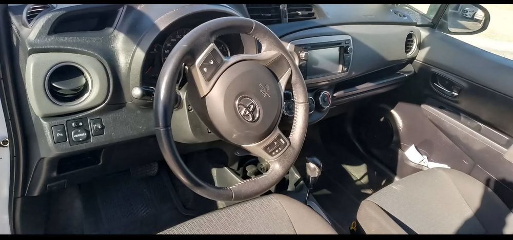 Toyota Yaris 2012 Caixa Automática