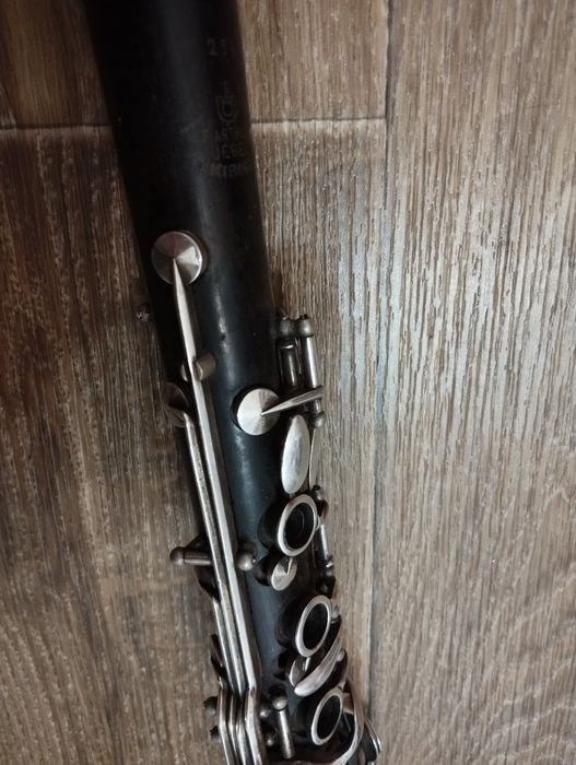 Продам кларнет Arthur Uebel made in Germany