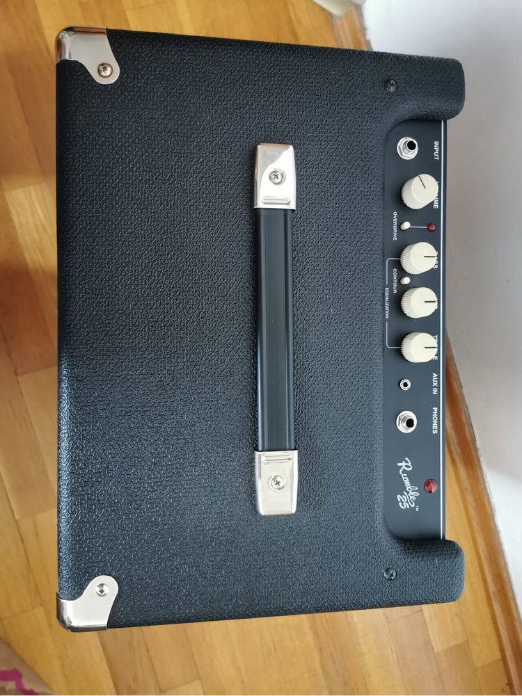 Wzmacniacz basowy Fender Rumble 25 - okazja