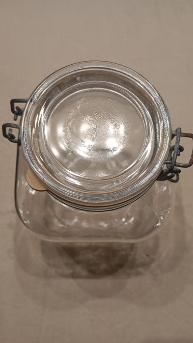 Frasco em vidro bom