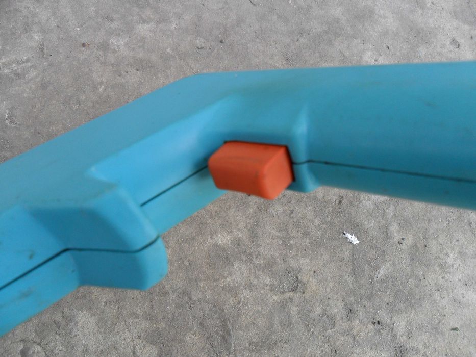 Трімер електричний GARDENA 230M.