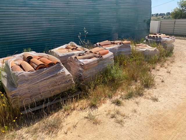 TELHAS DE CANUDO VELHAS