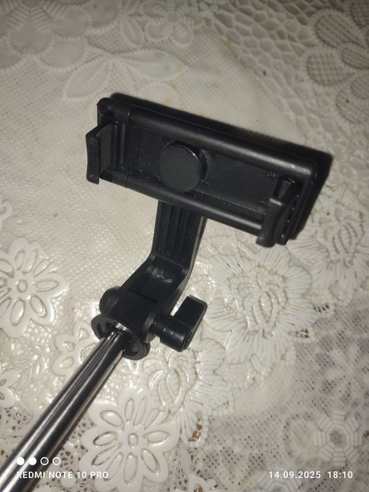 Селфі палка,(штатив) Недорого.Нова.