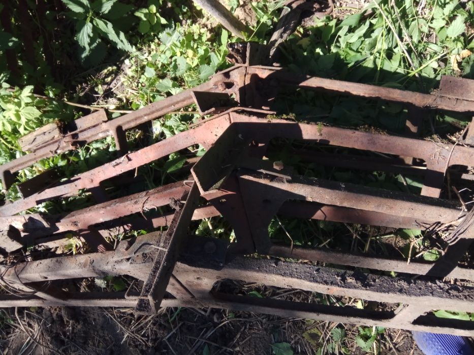 Теплица, гараж, чугун