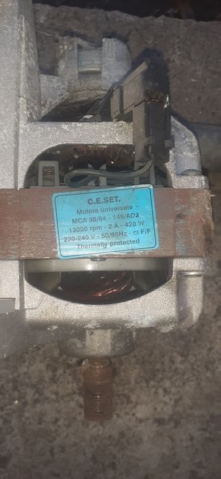 Продаєть робочий мотор для пральної машини MCA 30/64-148/AD2.