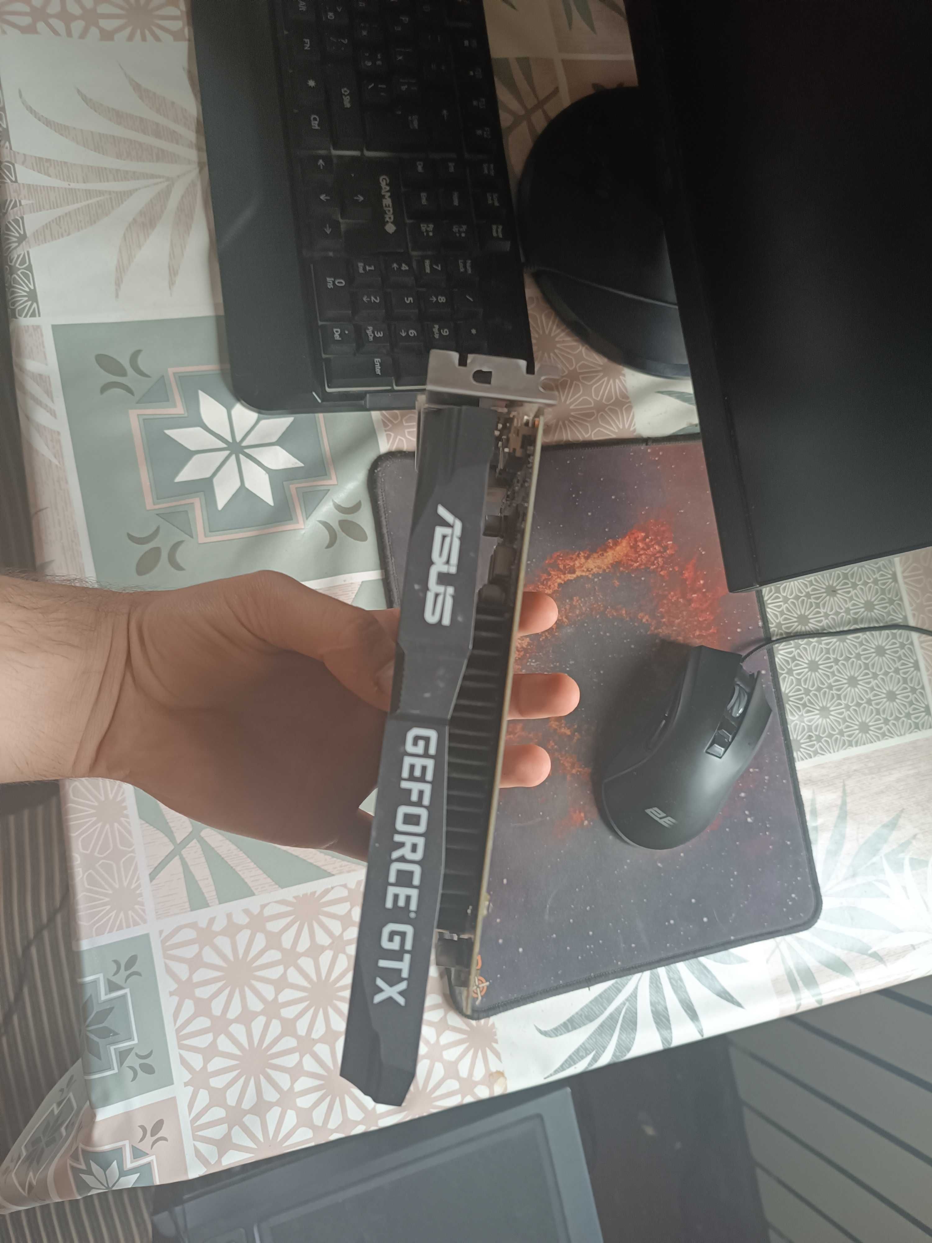 Видеокарта Asus dual ос gtx 1650-O4G (б/у)