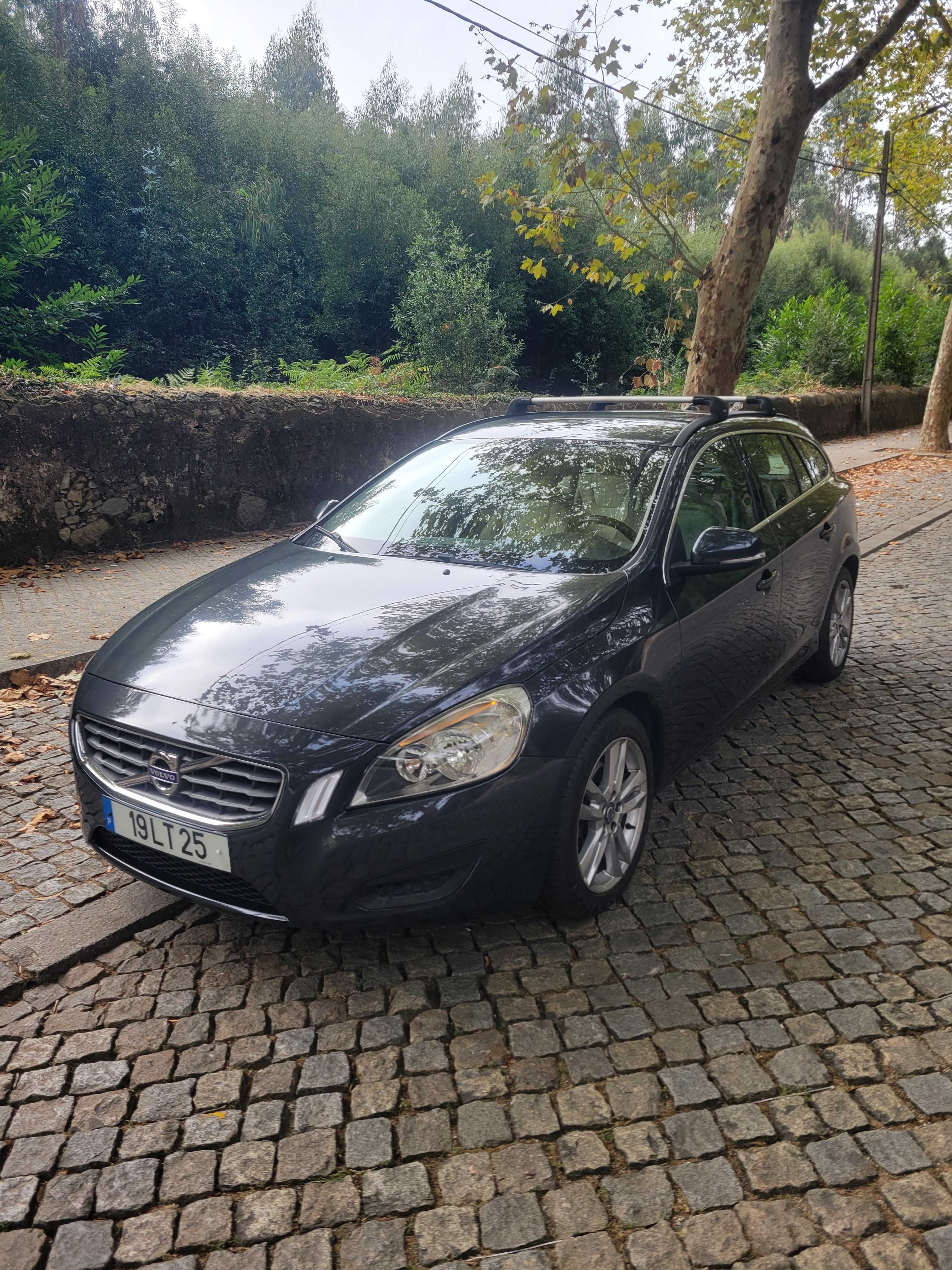 Volvo V60 D3, 2011