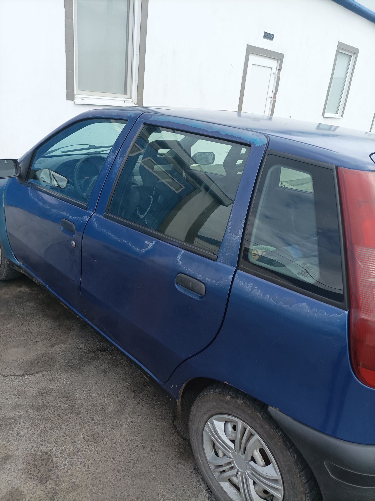 Продам чудовий та економний автомобіль