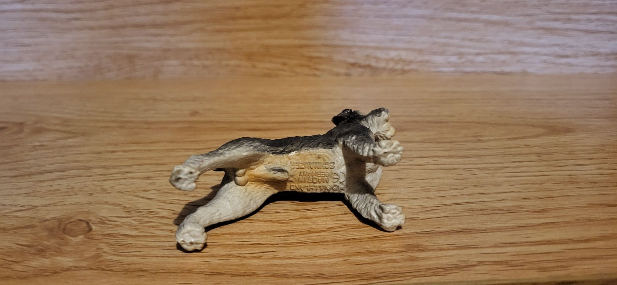 Bullyland pies sznaucer figurka model wycofany