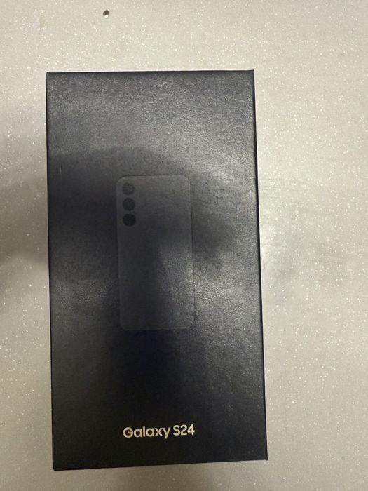 Продам Samsung Galaxy S24 8/256Gb