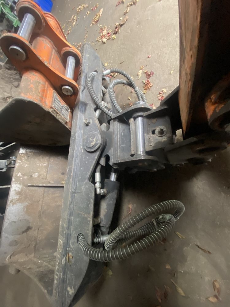 Екскаватор doosan dx 27z