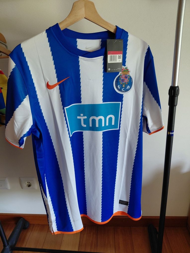 Camisolas Porto - Hulk e Falcao