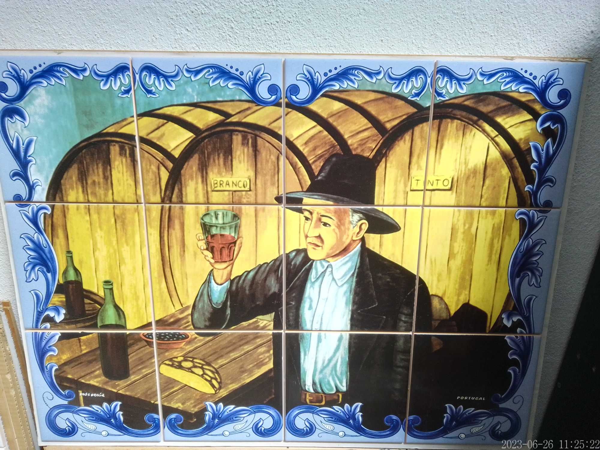 Painéis de azulejos Pipas Prova Vinhos Adega Quadros Copos Porto Calem
