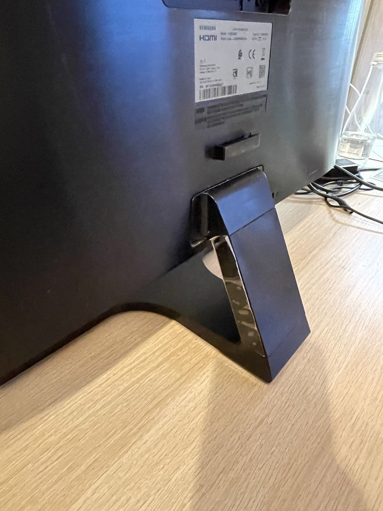 Monitor Samsung u28e590d 28