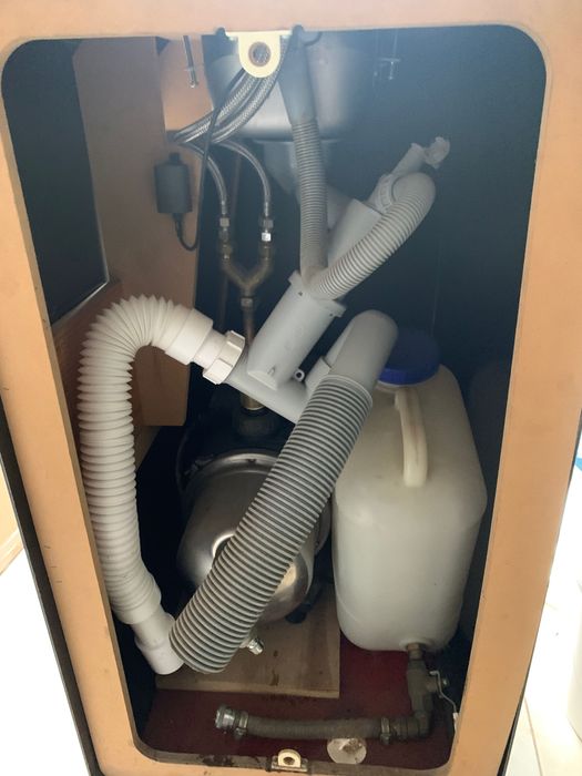 Umywalka przenośna / zlew mobilny bezdotykowy