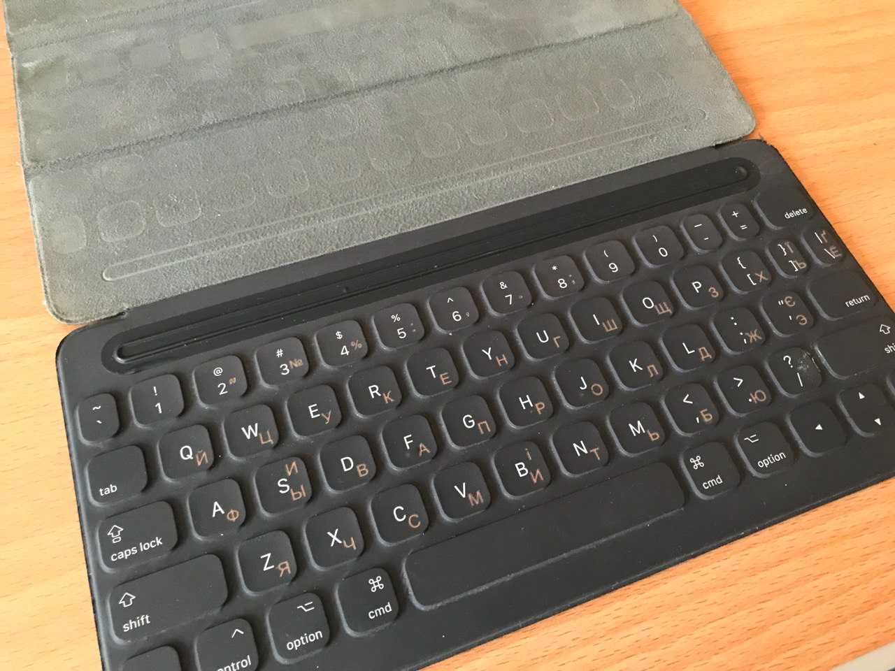 Клавіатура Apple iPad Smart Keyboard для iPad (7,8,9 та air 3) A1829