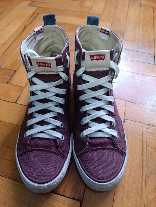 Кєди жіночі Levi's