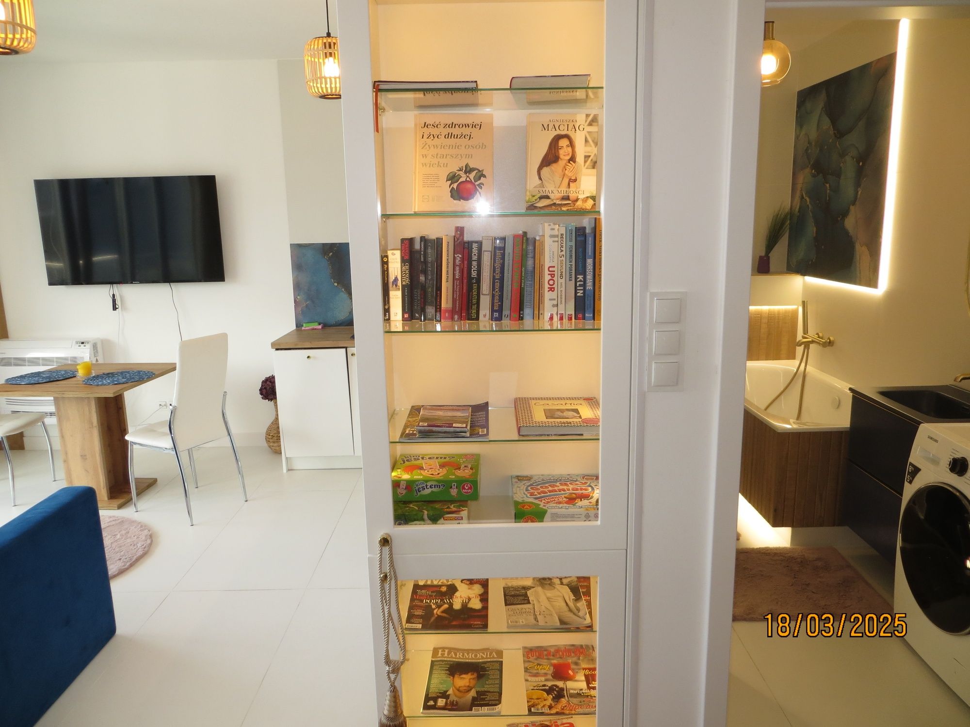 Apartament Cień Wiatru z widokiem na jezioro Charzykowy