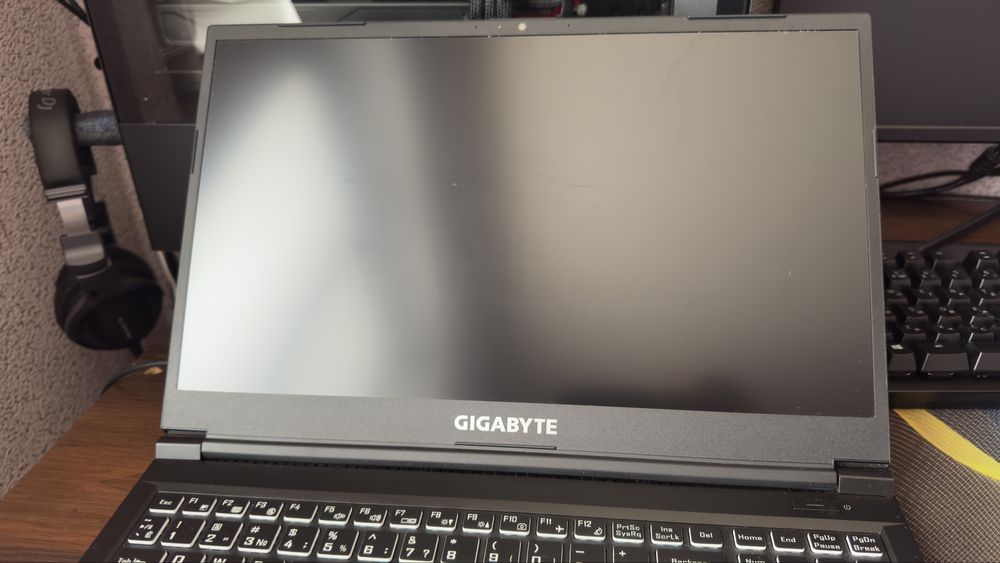 Ноутбук - Gigabyte G5 (i5-12500H/3050/144Гц) Обмен