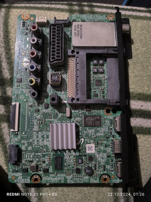 Материнка от телевизора Samsung:UE32H5020...