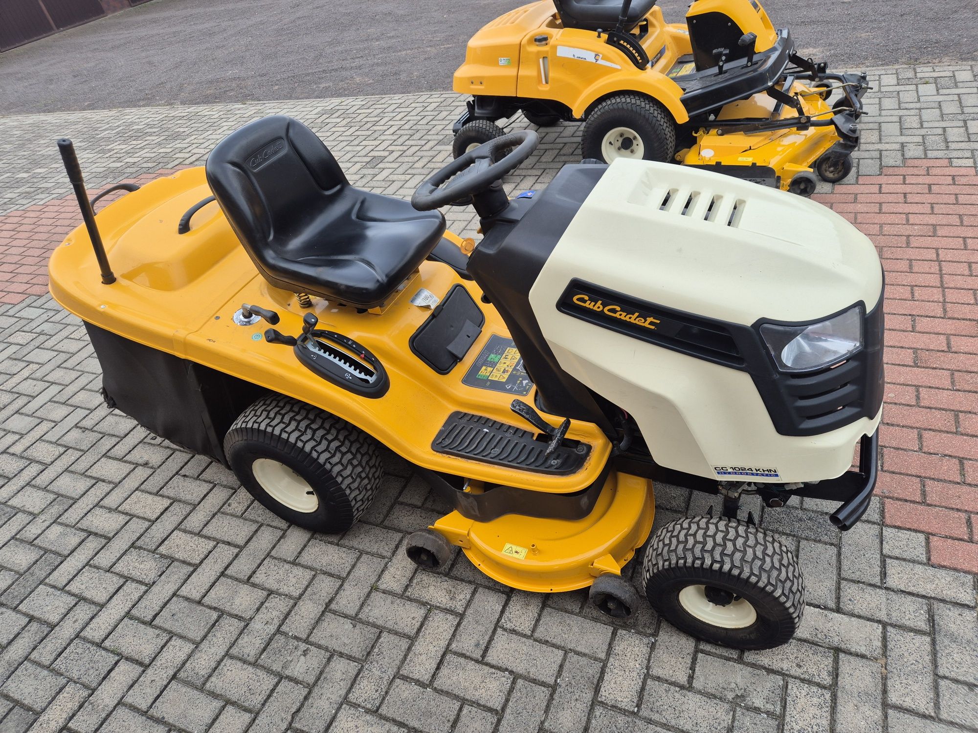 Traktorek kosiarka cub cadet cc 1024