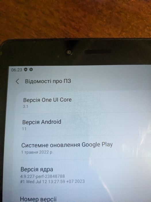 Продам планшет Samsung T290 galaxy tab a 8.0(з нюансом)
