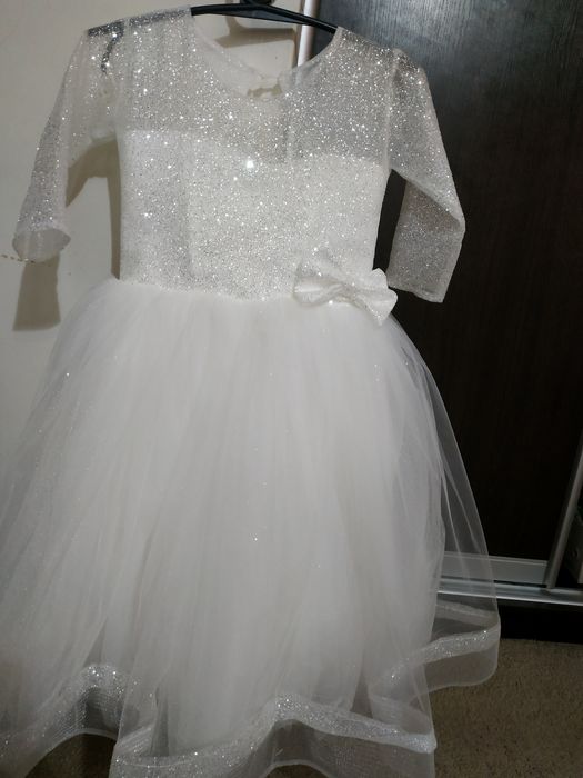 Сукня святкова для дівчинки