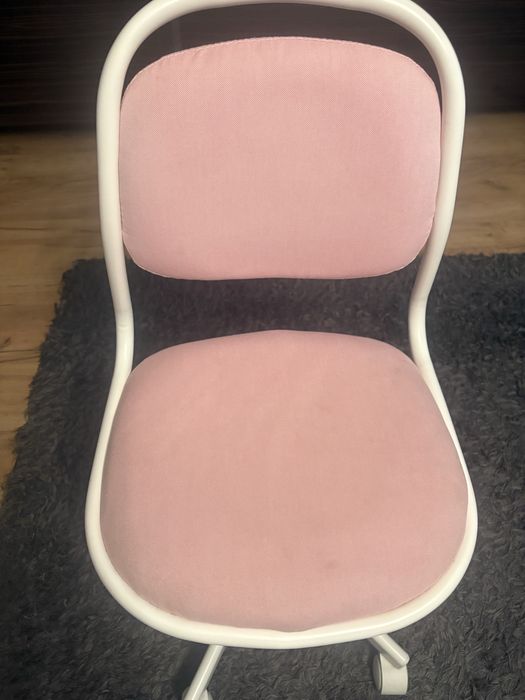 Krzeslo obrotwe dla dziecka ikea