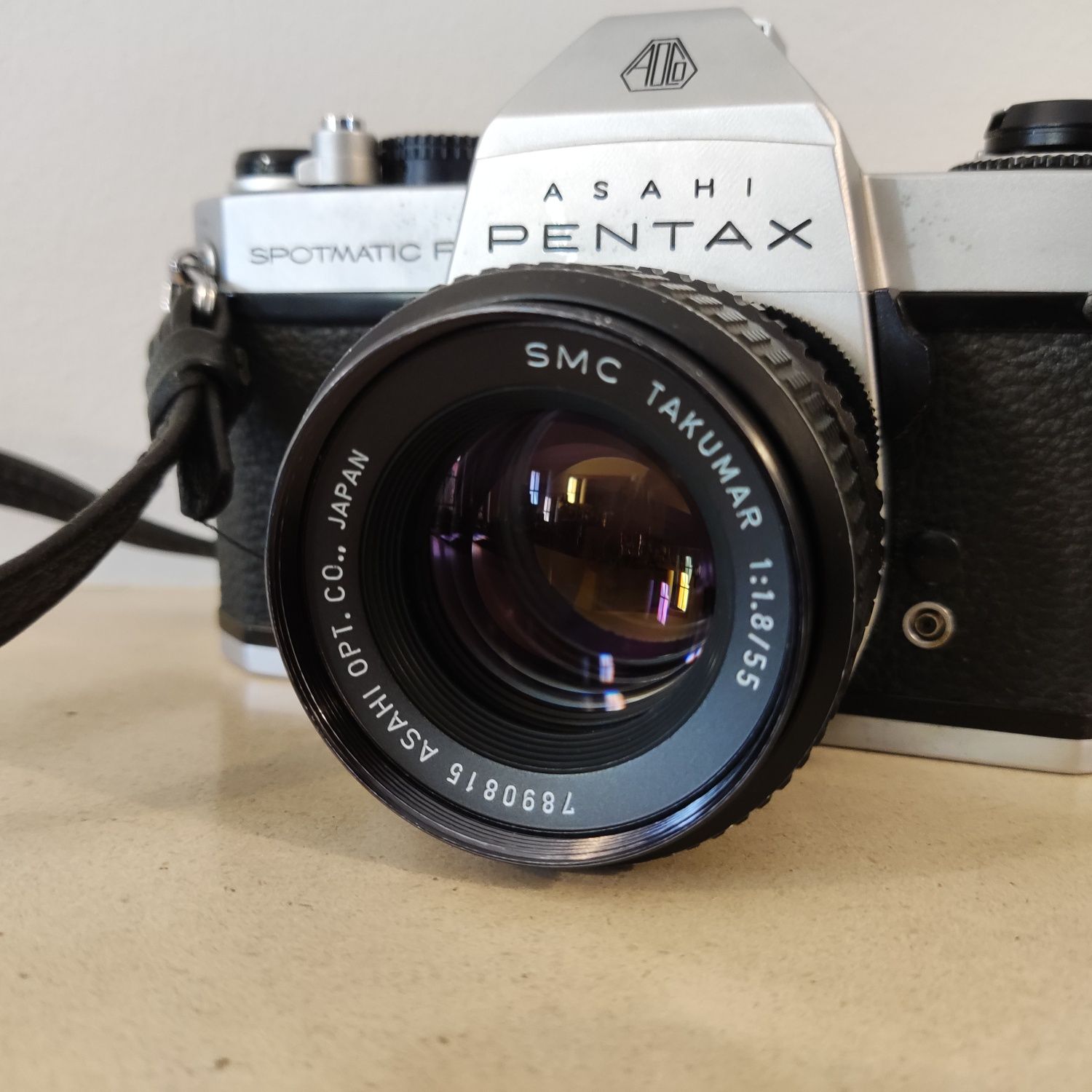 Pentax Spotmatic SP F + SMC Takumar 1:1.8 Japan Ø 55 mm