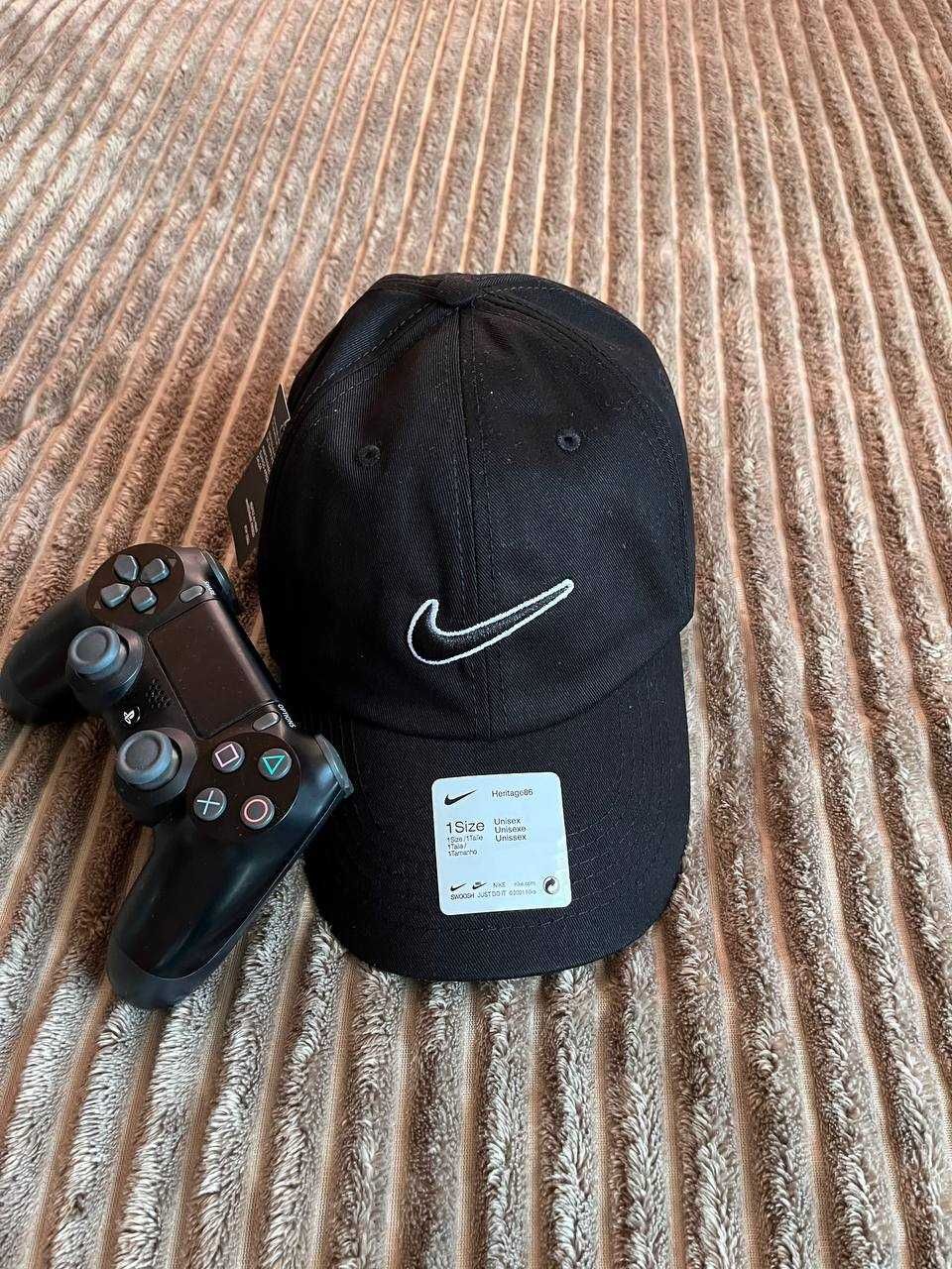 Кепка Nike Swoosh