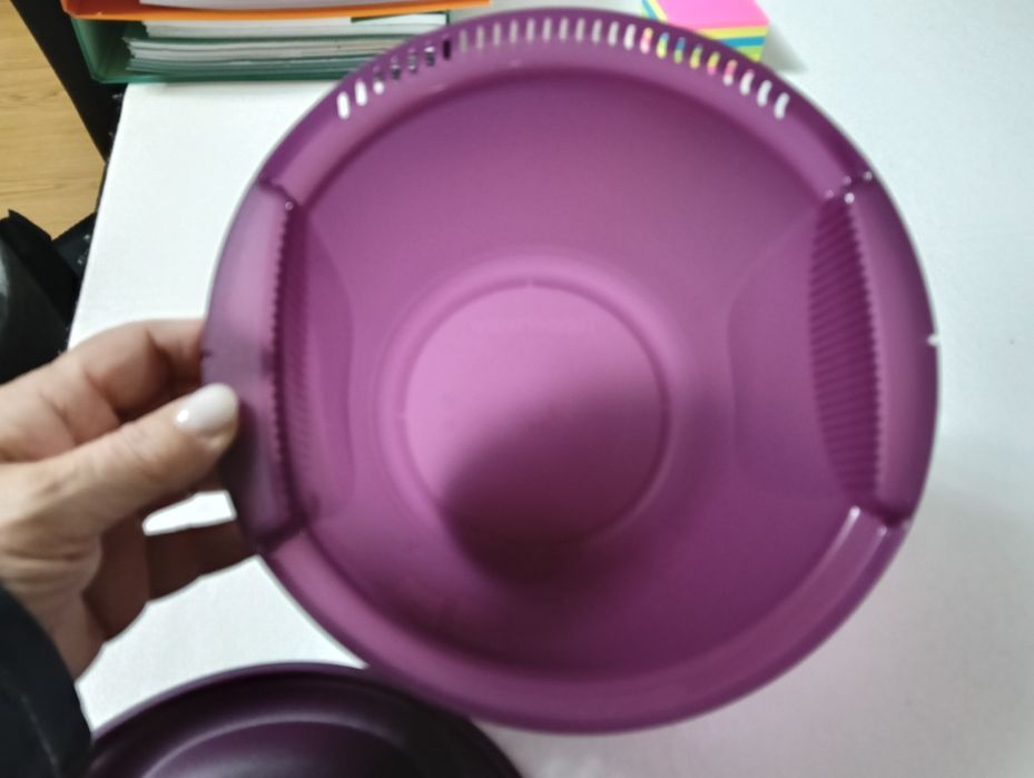 Tupperware para cozer massa no microondas 
Tem as marca