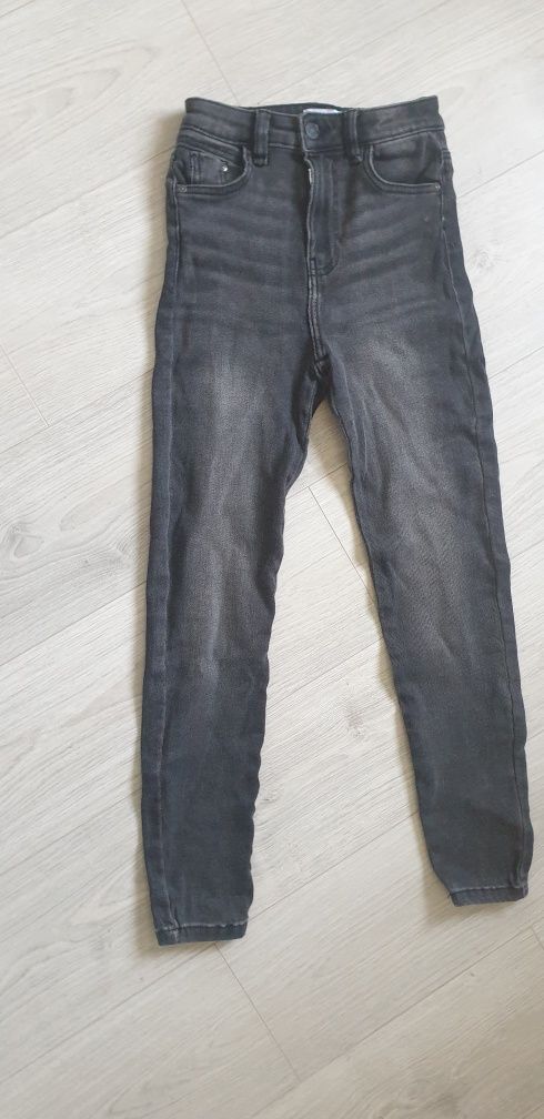 Spodnie Jeansy rurki z wysokim stanem Bershka, rozm. XS 34