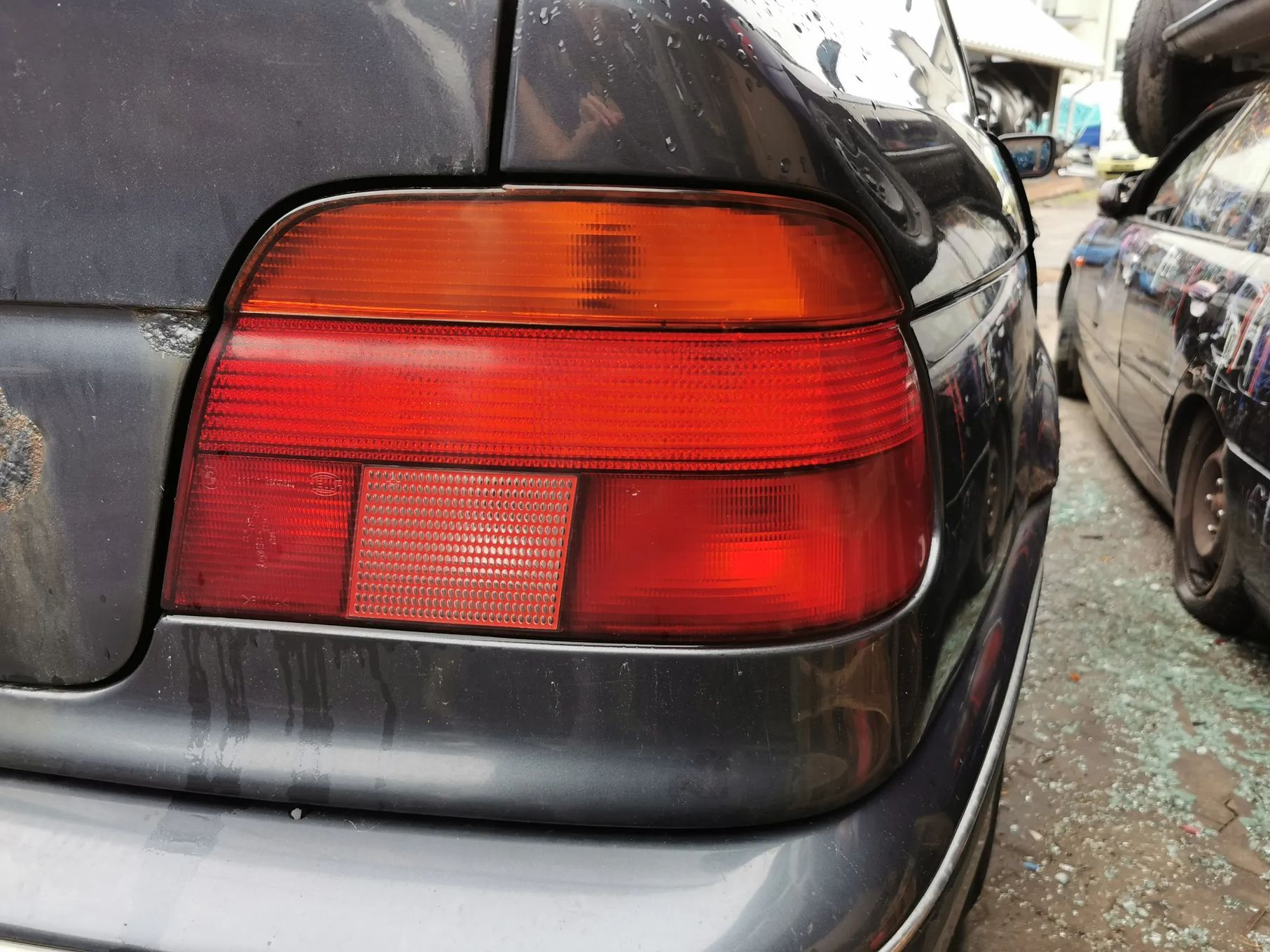 Lampy przód, tył Bmw 5 E39 1996r kod lakieru 310/7 fiordgrau-metallic