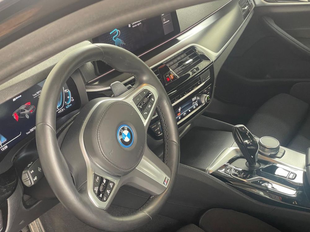 BMW 530E X Drive