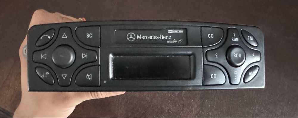 Rádio Mercedes Becker QO4 – Original