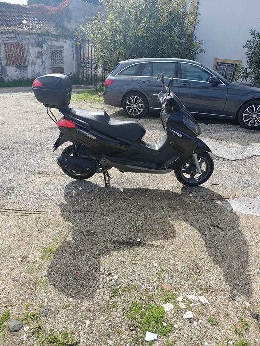 Piaggio X7 125 bom estado