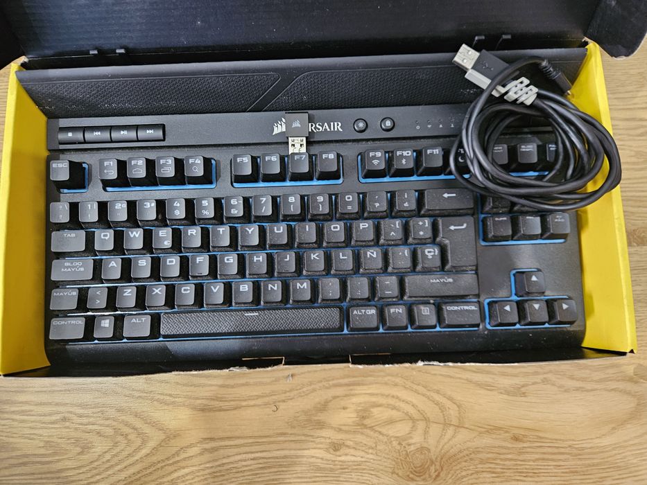 Teclado wireless corsair K63 ES