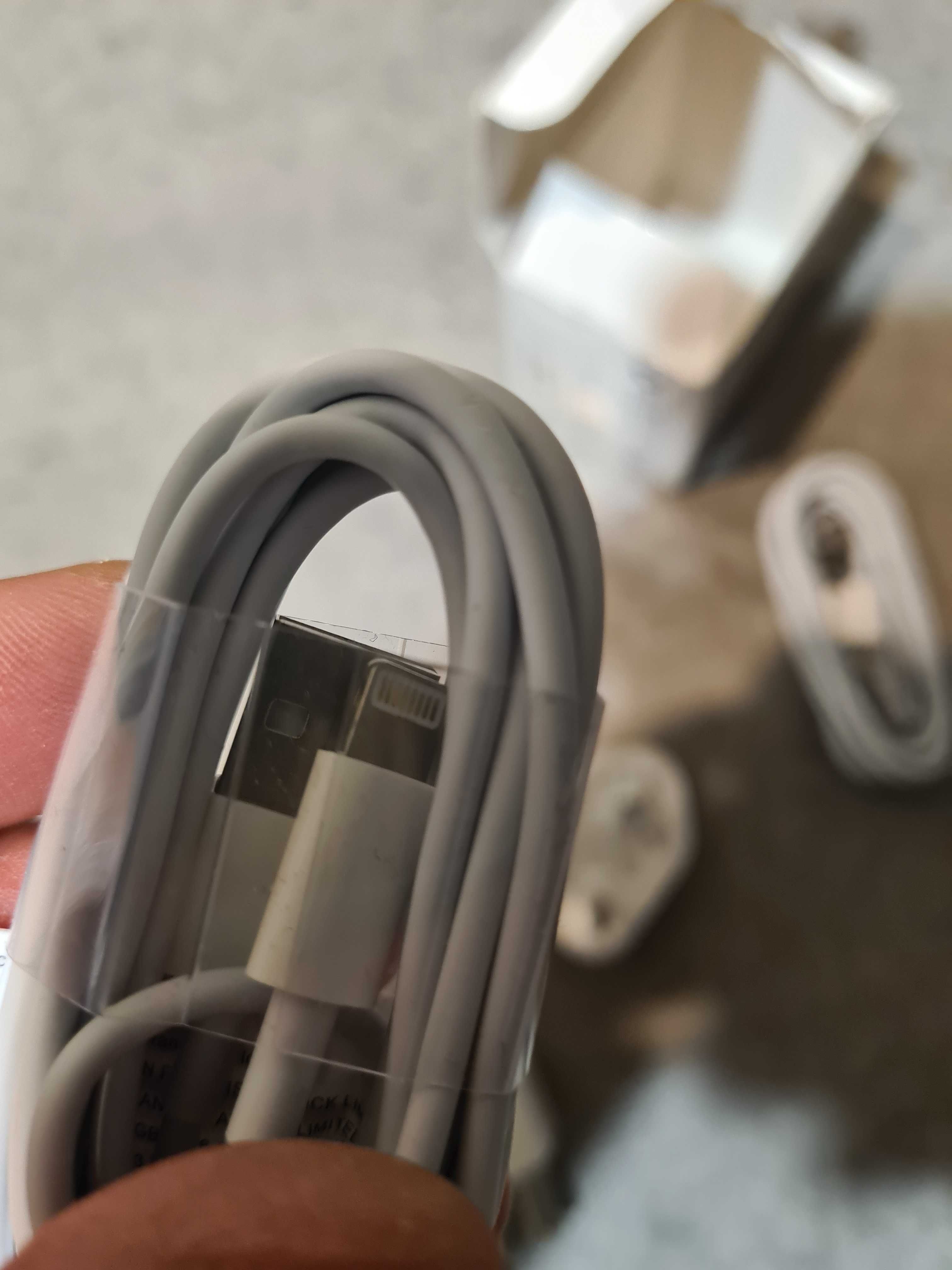 ładowarka wtyczka Brytyjska z przewodem do Apple 2szt 5w max
