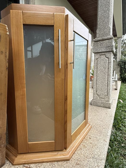 Móvel louceiro como novo